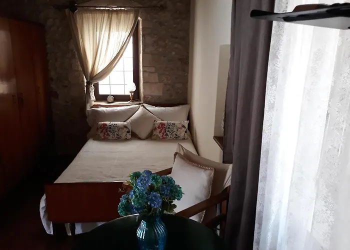 Koutouloufari Cosy Cretan Cottage