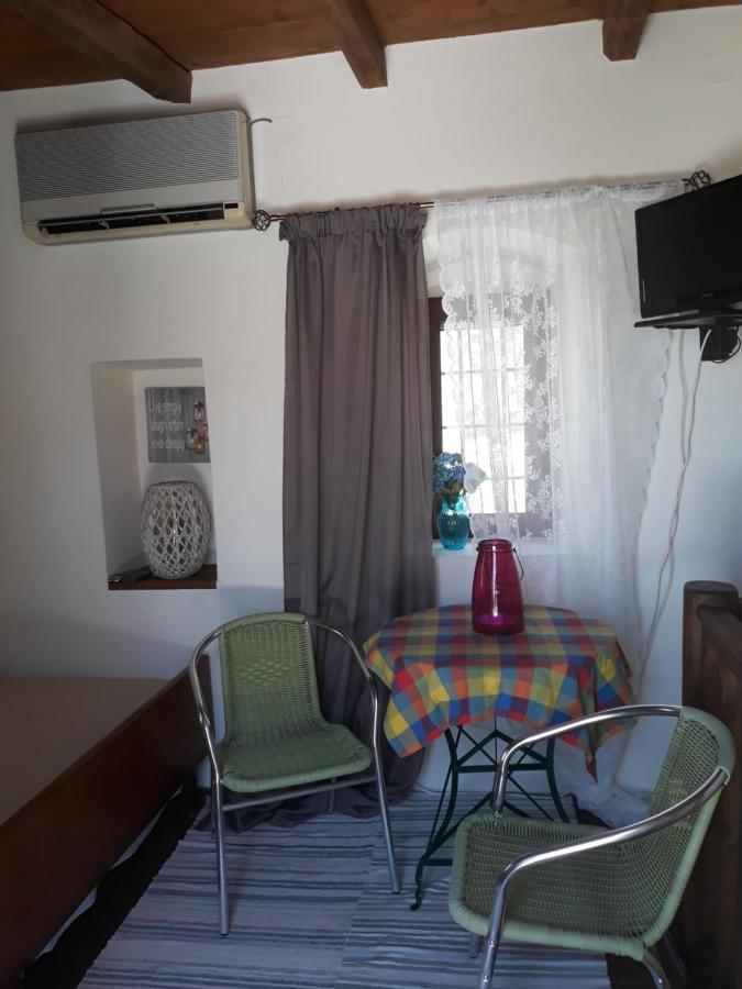 Chalet Koutouloufari Cosy Cretan Hersonissos (Crete)