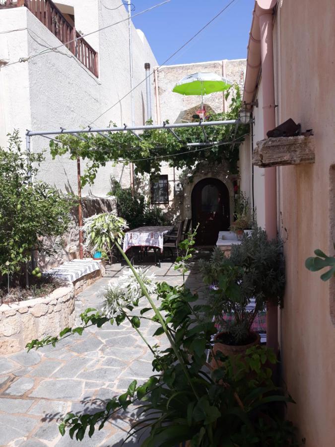 Chalet Koutouloufari Cosy Cretan Hersonissos (Crete)