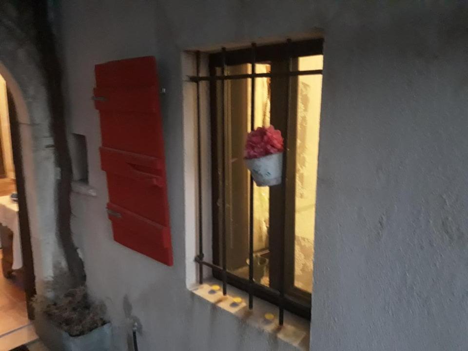 Koutouloufari Cosy Cretan בקתה